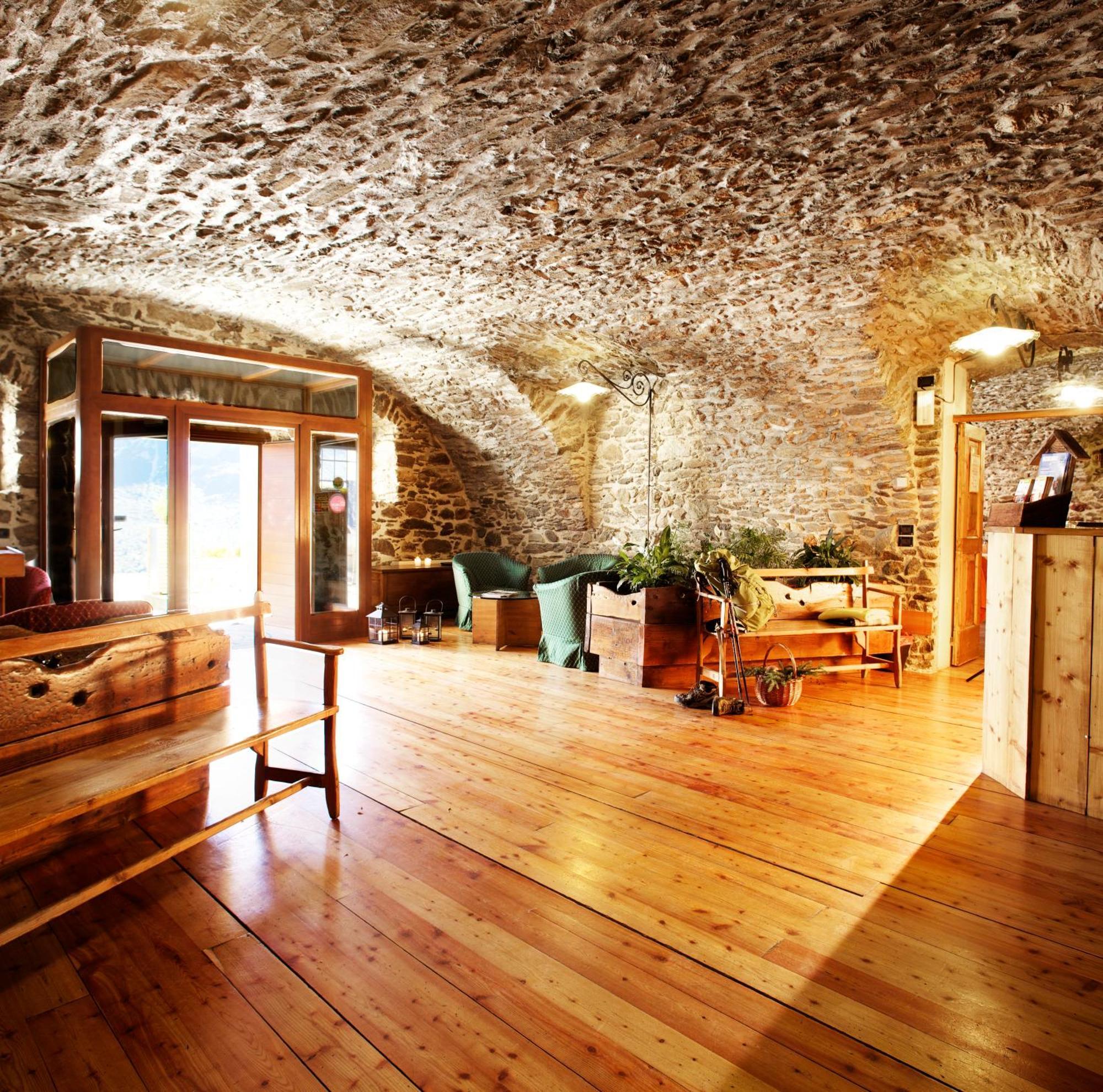 Hotel Dimora Storica La Mirandola Пассо-дель-Тонале Экстерьер фото
